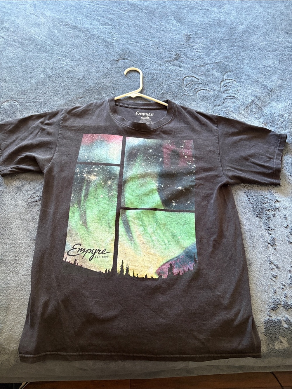 Empyre Black Tee with Multicolor Aurora Window Graphic